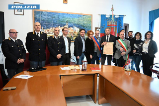 Abbateggio conferisce la cittadinanza onoraria al Questore Carlo Solimene